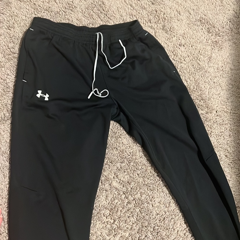 Under armour sweats